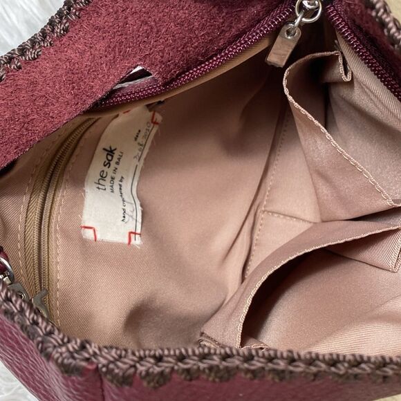 The Sak Back to Bali Genuine Leather Convertible Crossbody - Picture 8 of 15